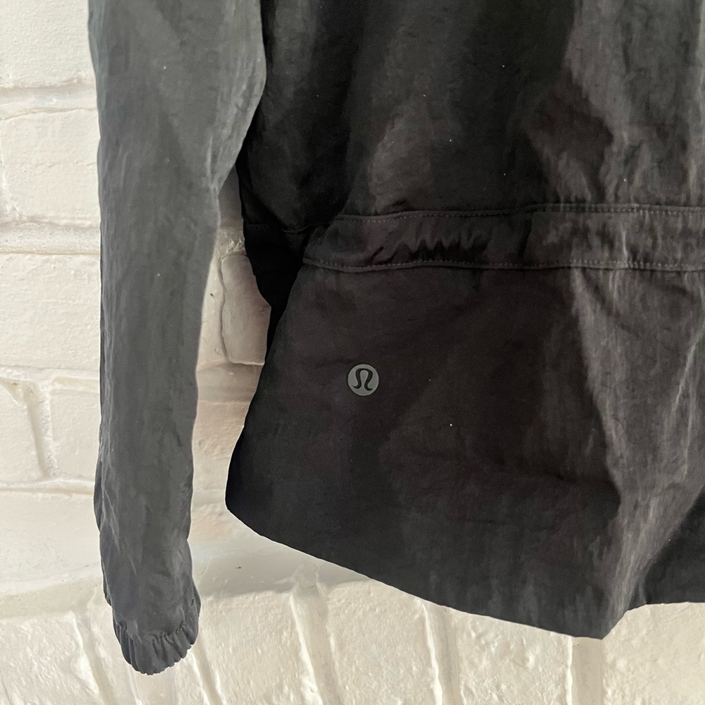 Women’s Lululemon sweatshirt / jacket full zip - Picture 6 of 6
